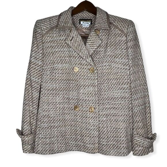 Vintage Gallant Silk Skirt Set‎ - Picture 2 of 13